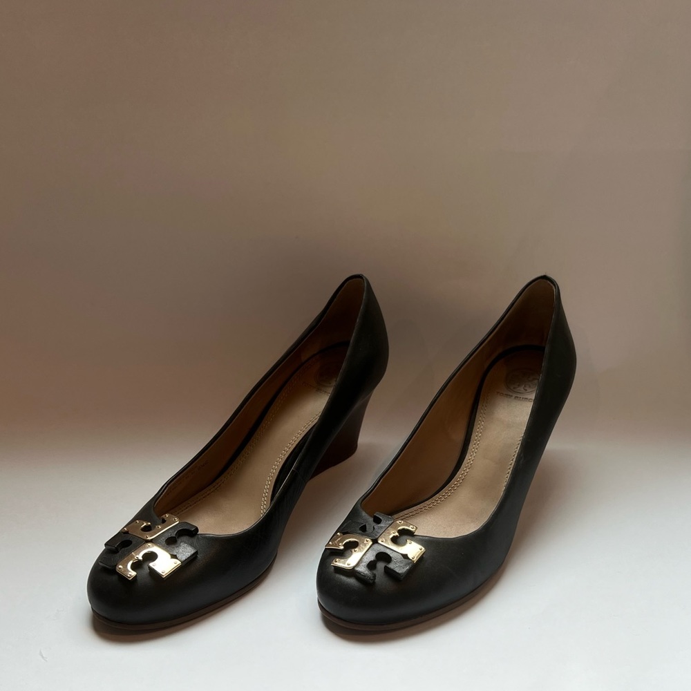 Tory Burch - Black Wedges